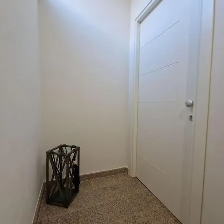 Giuly14 - Mare E Centrocitta Apartament